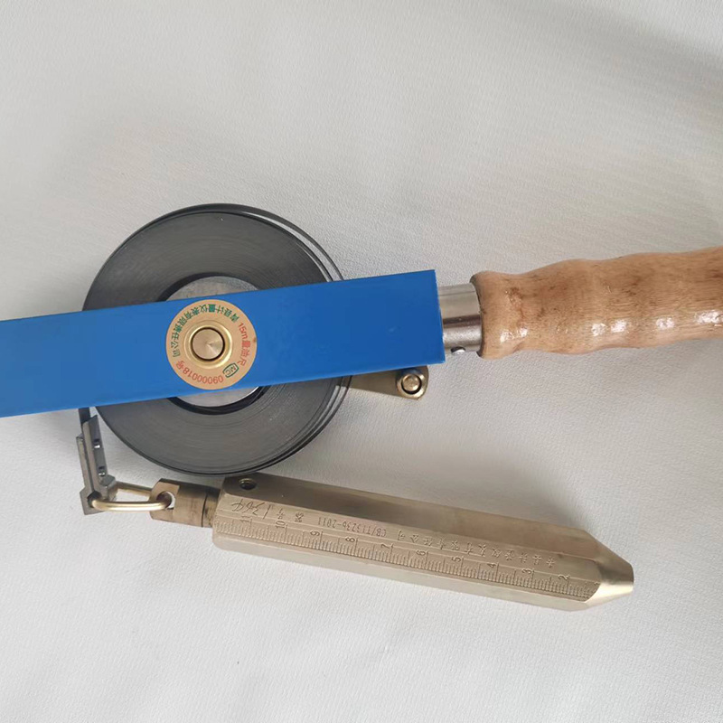 測深量油尺：準確測量，守護每一滴油品的安全與質(zhì)量